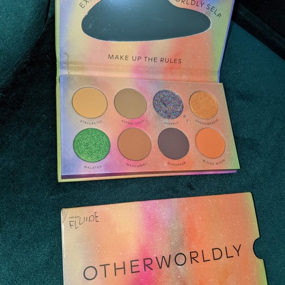 We Are Fluide Otherworldly Eyeshadow Palette - Picture 1 of 5